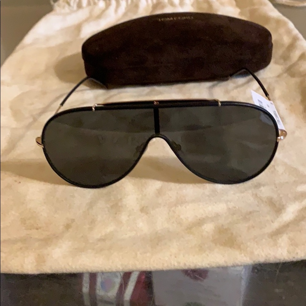 Men’s sunglasses